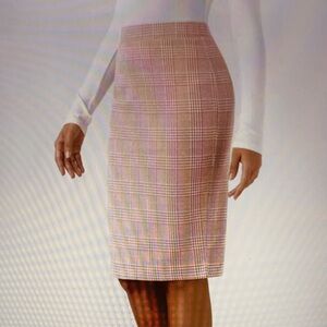 LARGE.  HALARA SPLIT HEM HOUNDSTOOTH PLAID PENCIL SKIRT